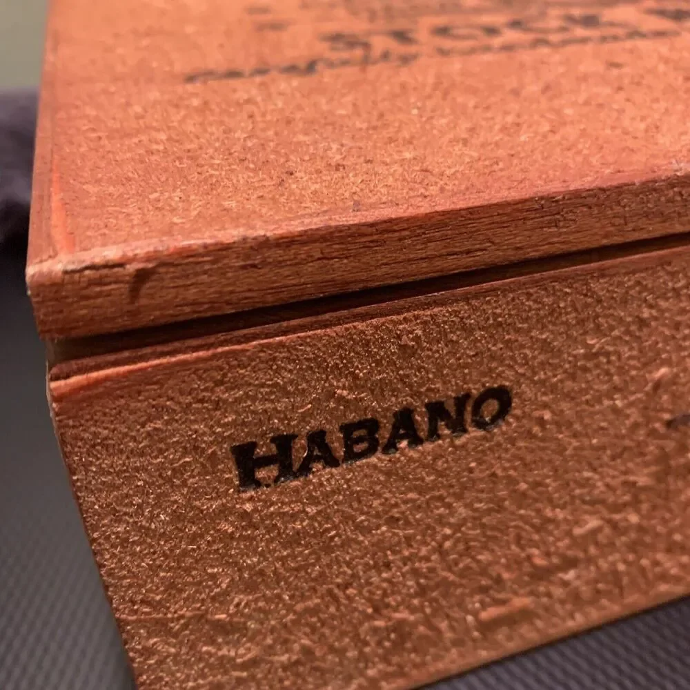 Reposado Hand Crafted Stock Blend Wooden Cigar Box. Box Only, No Cigars.
